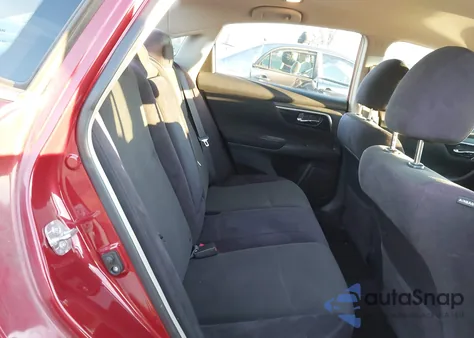 2013 Nissan Altima 2.5 S z USA, uszkodzony, nr VIN 1N4AL3AP3DN541731